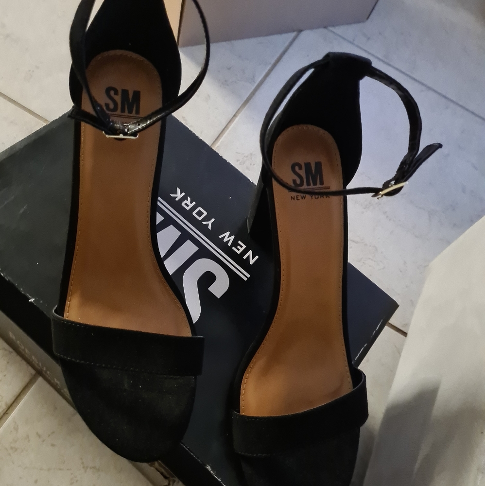 SM NEW YORK BLACK SANDAL HEELS